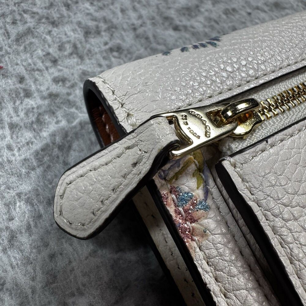 NWOT Coach Slim Envelope Wallet Wild Meadow Print - Picture 5 of 11